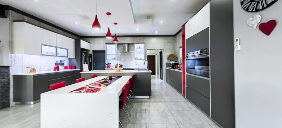 4 Bedroom Property for Sale in Tuscany Ridge North West